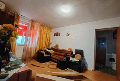 Apartament 2 camere Trivale, et.3, confort 1, centrala termica-69.500 euro - 2