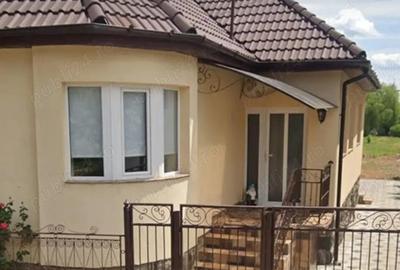 Casă în Central - 11