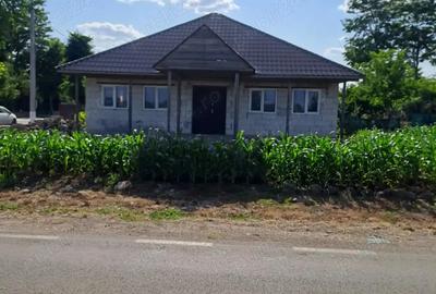 Casă cu 2 camere în Mereni - 3