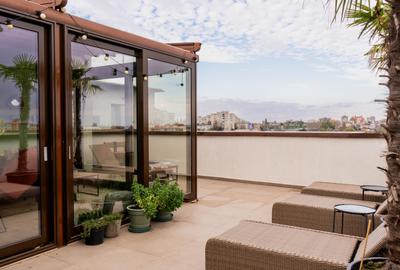 Apartament cu 3 camere decomandat în Km 5 - 48