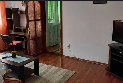 De vanzare,zona Dacia,apart. 2 camere,etaj 4,mobilat,ocupabil imediat - 2