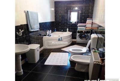 Casă cu 5 camere cu Teren 60 Mp în Vitan - 12