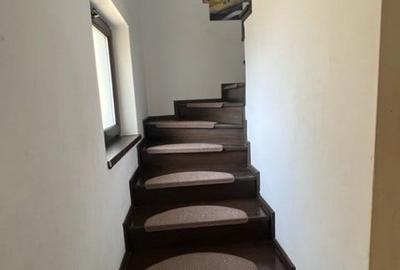 Casa Vila de inchiriat in Tunari centru - 12