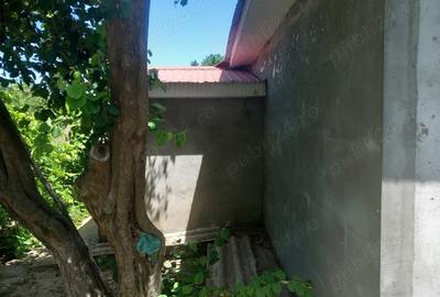 Casă cu 2 camere în Făcăeni - 10