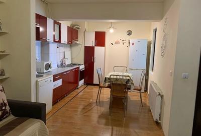 Apartament cu 3 camere decomandat în Central - 3