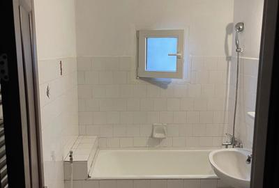 Apartament cu 3 camere decomandat în Central - 3