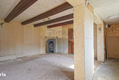 Casă cu 2 camere cu Teren 284 Mp în Central - 12