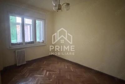 Apartament cu 4 camere decomandat în Cetate - 2