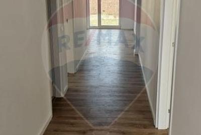 Casa / Vila cu 4 camere de vanzare - 4