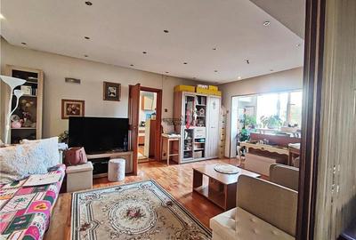 Apartament cu 4 camere semidecomandat, mobilat în Moșilor