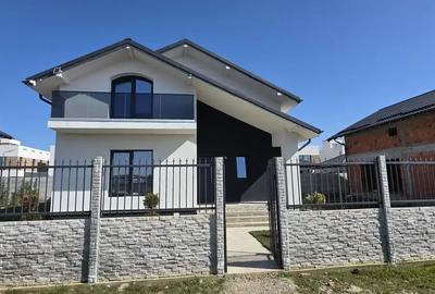 Casă cu 5 camere cu Teren 300 Mp în Tunari - 1