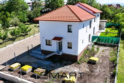 Duplex cu 4 camere cu Canalizare în Șura Mică - 2