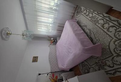 Apartament cu 3 camere decomandat în Central - 2