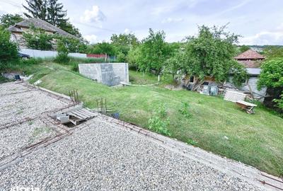 Teren de 376 mp, în Central - 14