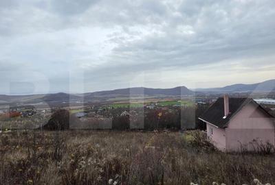 Teren de 700 mp, în Central - 4