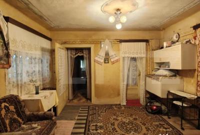 Casă cu 4 camere în Central - 9