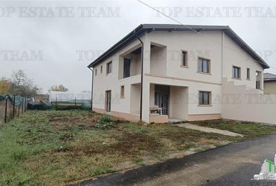 Casa de vanzare cu perete individual - Intimitate si confort garantate! - 2