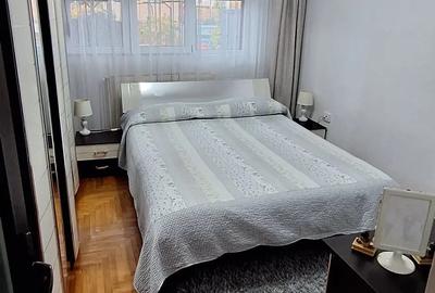 Vand apartament cu 2 camere zona CAM - 2