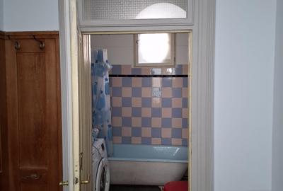 Apartament cu 3 camere semidecomandat în Schei - 10