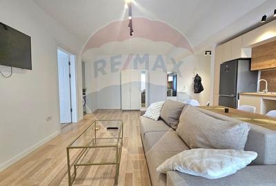 Apartament cu 2 camere de închiriat Southside Residence Constanta - 2