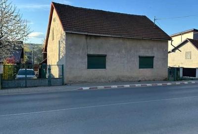 Casă cu 2 camere în Central - 2