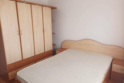 Apartament cu 3 camere decomandat în Exterior Vest - 4