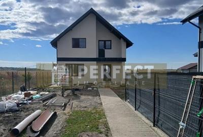 Casa NOUA in Banesti, cartier rezidential,pret 145000 euro - 2