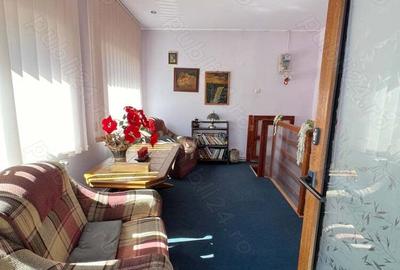 Casă cu 4 camere cu Teren 480 Mp în Poiana Țapului - 2