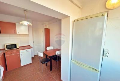 Apartament cu 3 camere decomandat, mobilat în Alfa - 11