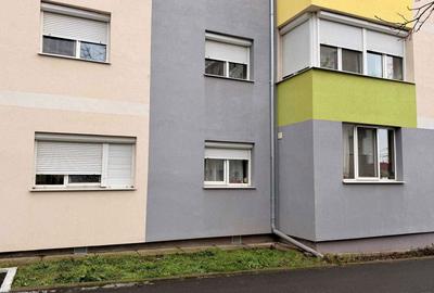 Apartament cu 4 camere decomandat în Sânmartin - 16
