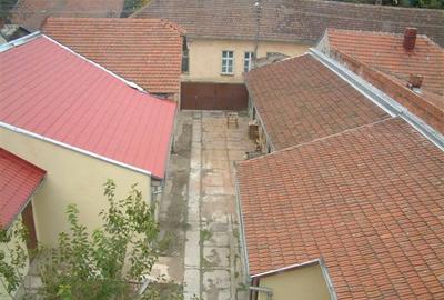 Vand imobil cu multiple posibilitati 865 mp utili  si 709 mp teren. - 3