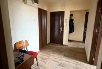 Berceni-Luica-Apartament de 3 camere decomandat