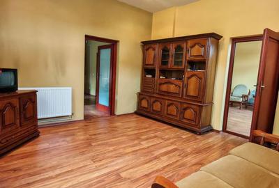 Casă cu 4 camere în Teilor