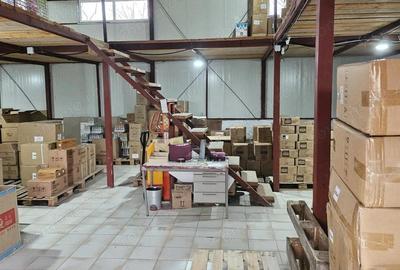 Spațiu comercial, de 700 mp, în Central