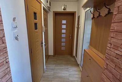 Proprietar vand apartament cu 3 camere in Brasov strada Octavian Goga cartier Tractoru - 2