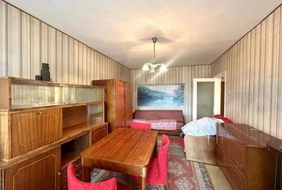 Apartament 2 camere decomandate,  etajul 2, str Aurel Vlaicu Marasti - 5