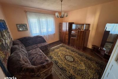 Casă cu 4 camere decomandat cu Teren 2155 Mp în Mihalț - 11