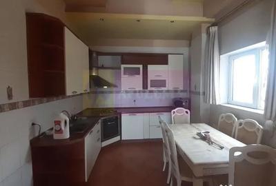 Casă cu 4 camere cu Teren 850 Mp în Voluntari