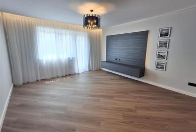 Apartament cu 2 camere decomandat în Ștrand - 2