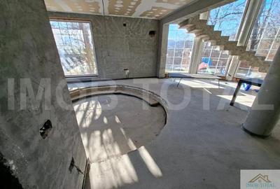 Vila spatioasa Valea Ursului - Bascov, la gri - 17