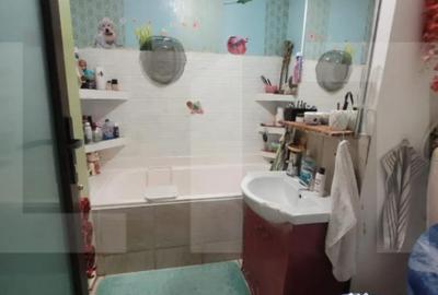 Apartament cu 2 camere semidecomandat în Lipovei