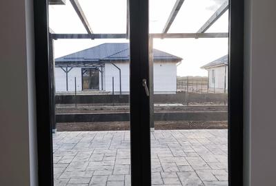 FARA COMISIOANE in Gulia casa cu 4 camere 2 bai terasa PARTER+pod placa la cheie FARA COMISIOANE in Gulia casa cu 4 camere 2 bai terasa PARTER+pod placa la cheie - 24