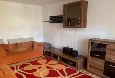 Apartament cu 2 camere semidecomandat, mobilat în Bucium