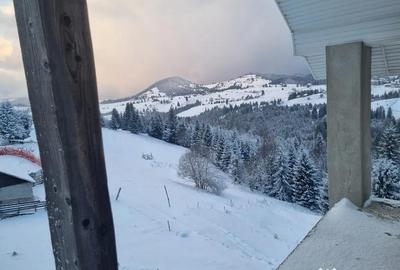 Casă cu 7 camere cu Teren 1251 Mp în Piatra - 5