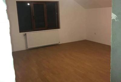 Casă cu 5 camere cu Teren 500 Mp în Sânmihaiu German - 2
