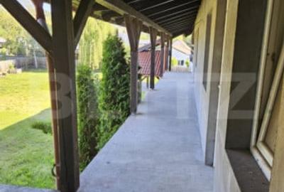 Casă cu 7 camere cu Teren 2828 Mp în Central - 3