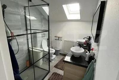 Casă cu Teren 720 Mp în Central - 8