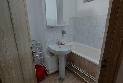 Apartament cu 2 camere decomandat în Micro 6 - 5