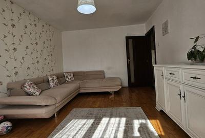 Apartament cu 3 camere decomandat în Decebal - 6