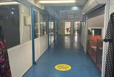 Inchiriere spatii comerciale - Piata 16 Februarie - Bucurestii Noi Inchiriere spatii comerciale - Piata 16 Februarie - Bucurestii Noi - 4